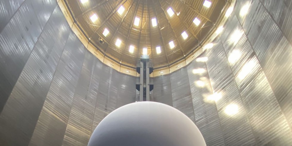 Nach Jahrzehnten der Nutzung wurde der Gasometer in Oberhausen – die höchste Ausstellungshalle Europas – jetzt komplett saniert. Foto: David Auerbach