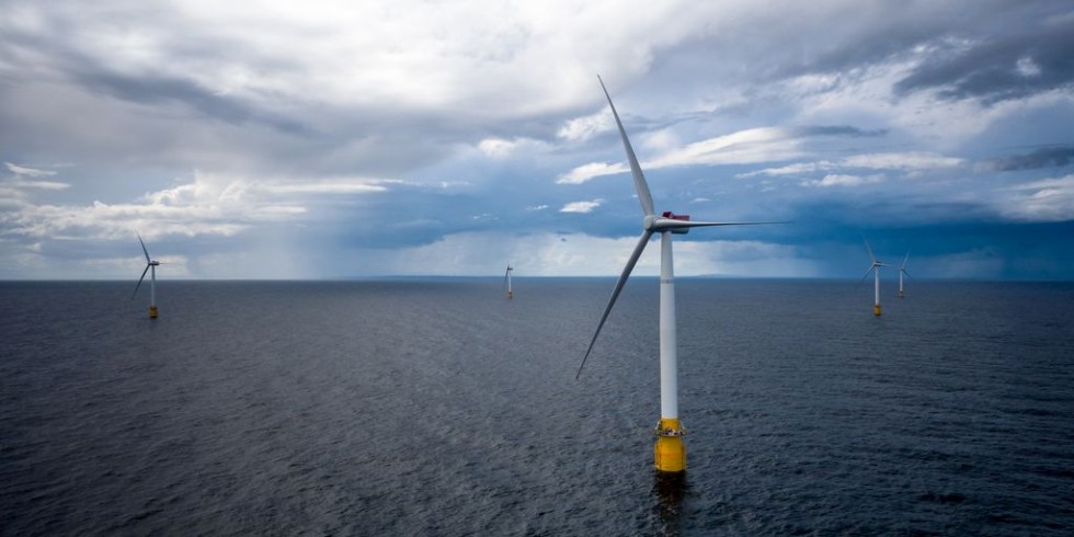 „Hywind Scotland“ ist der weltweit erste kommerzielle schwimmende Windpark und seit 2017 in Betrieb. Foto: Øyvind Gravås/Equinor