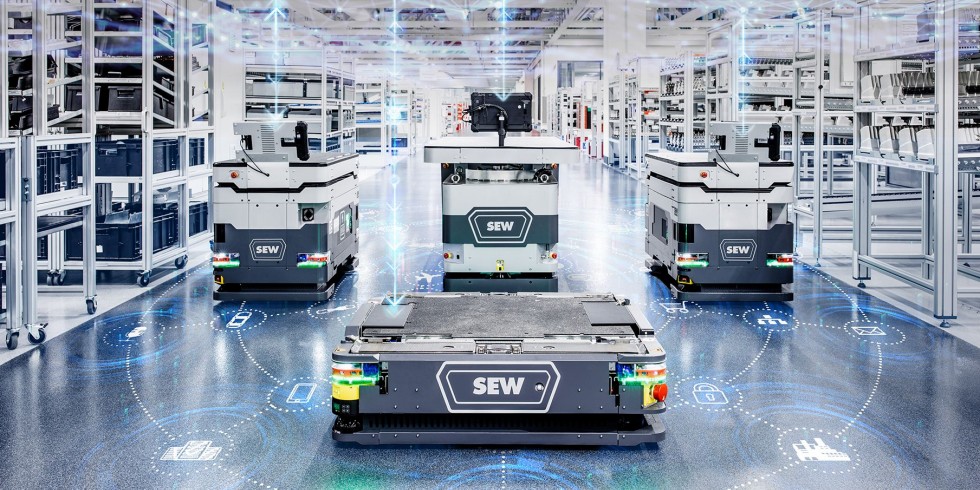 Flotte fahrerloser Transportsysteme der modularen Baureihe Maxolution. Foto: SEW-Eurodrive