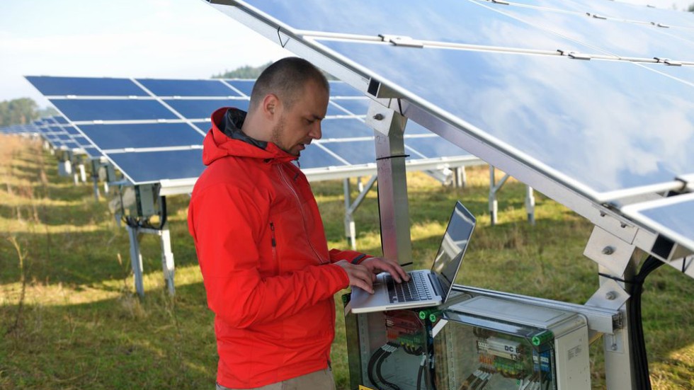 Auch Dienstleister von Energieanlagenbetreibern sollten die vorhandenen SAP-Lizenzen mit den tatsächlichen Benutzendenaktivitäten abgleichen, um keine unnötigen Kosten zu verursachen. Foto: PantherMedia/.shock