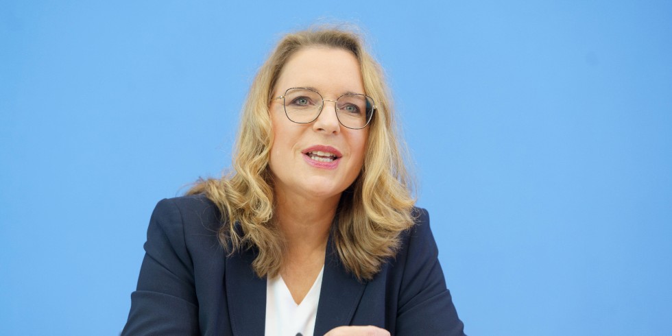 Die unter Leitung von Professor Dr. Claudia Kemfert entstandene Studie warnt vor dem verstärkten Einsatz von Gas, statt auf erneuerbare Energien zu setzen. Foto: imago images/Chris Emil Janßen