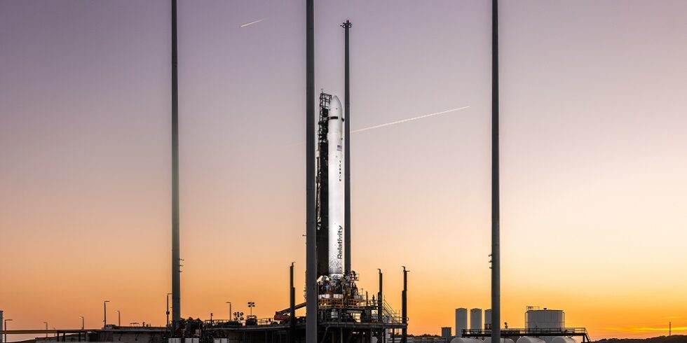Die erste Terran 1-Rakete von Relativity Space auf der Startrampe der Cape Canaveral Space Force Station in Florida.

Foto: Relativity Space/Trevor Mahlmann