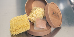 Nudeln in Verpackung