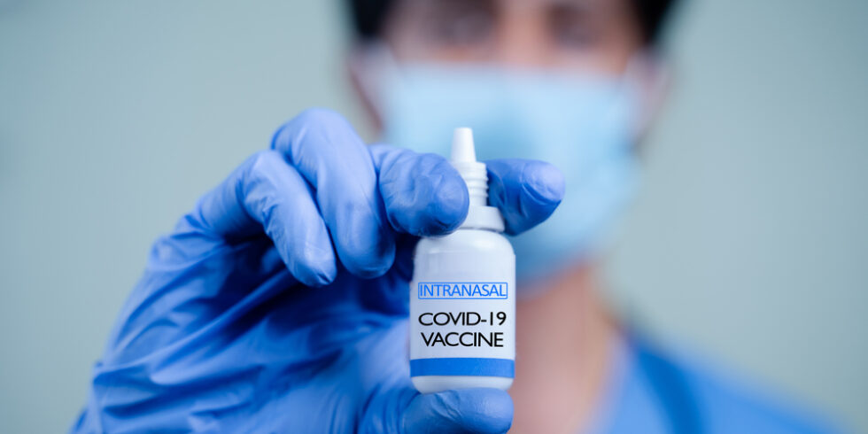 intranasale Impfstoffflasche gegen Coronavirus