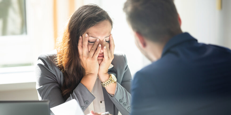 Die Kunst der Konfliktbewältigung im Job: Wege zur harmonischen Zusammenarbeit und persönlichen Entwicklung. Foto: PantherMedia / AndreyPopov