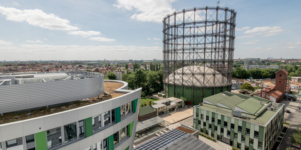 Die zeemobase (Showroom der Energie- und Mobilitätswende) auf dem Gelände des EUREF Campus Berlin bietet auch Führungen an.
Foto: EUREF_Campus
