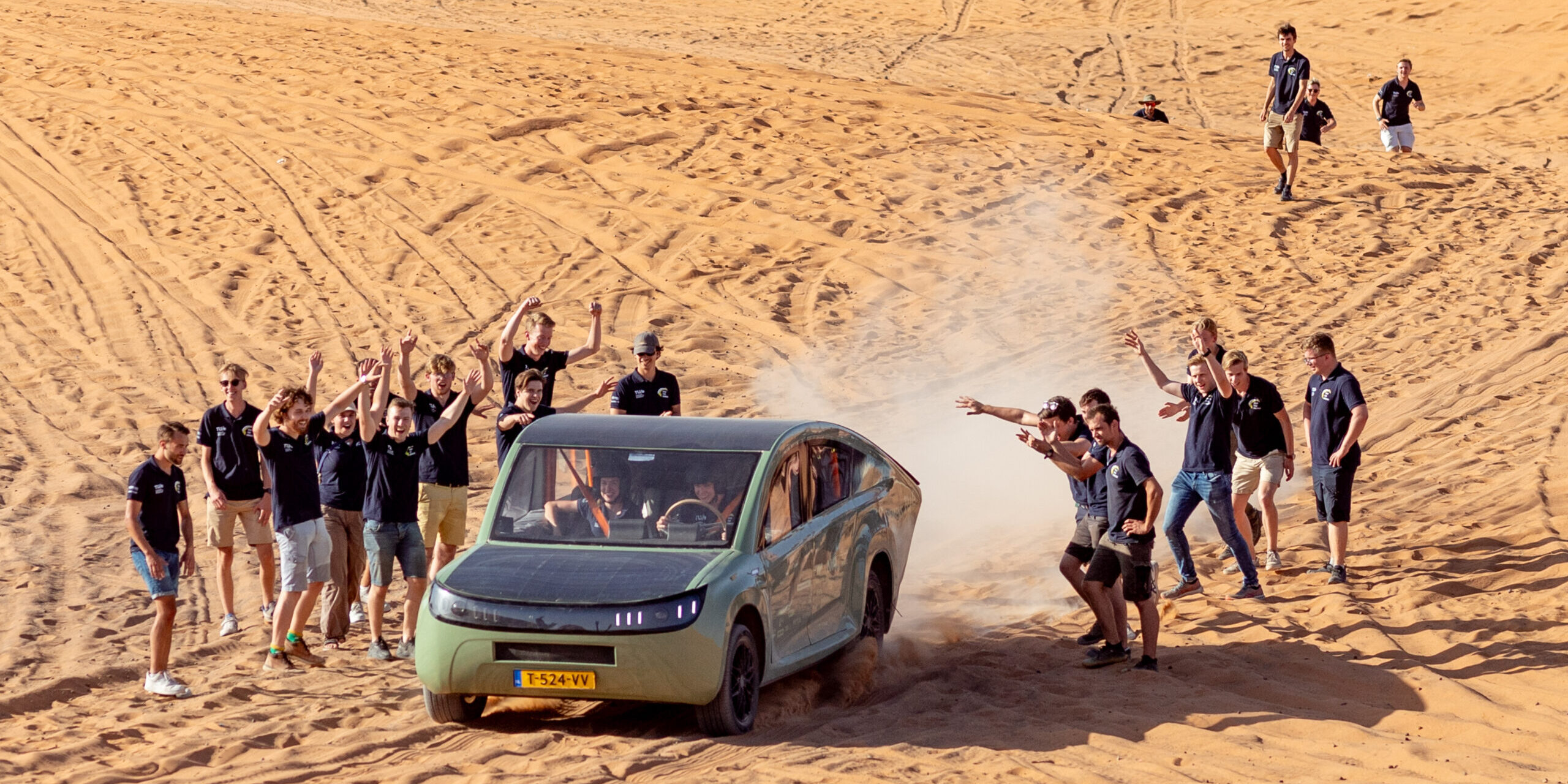 Stella Terra: Das erste Solar-Geländeauto der Welt von Studenten entwickelt