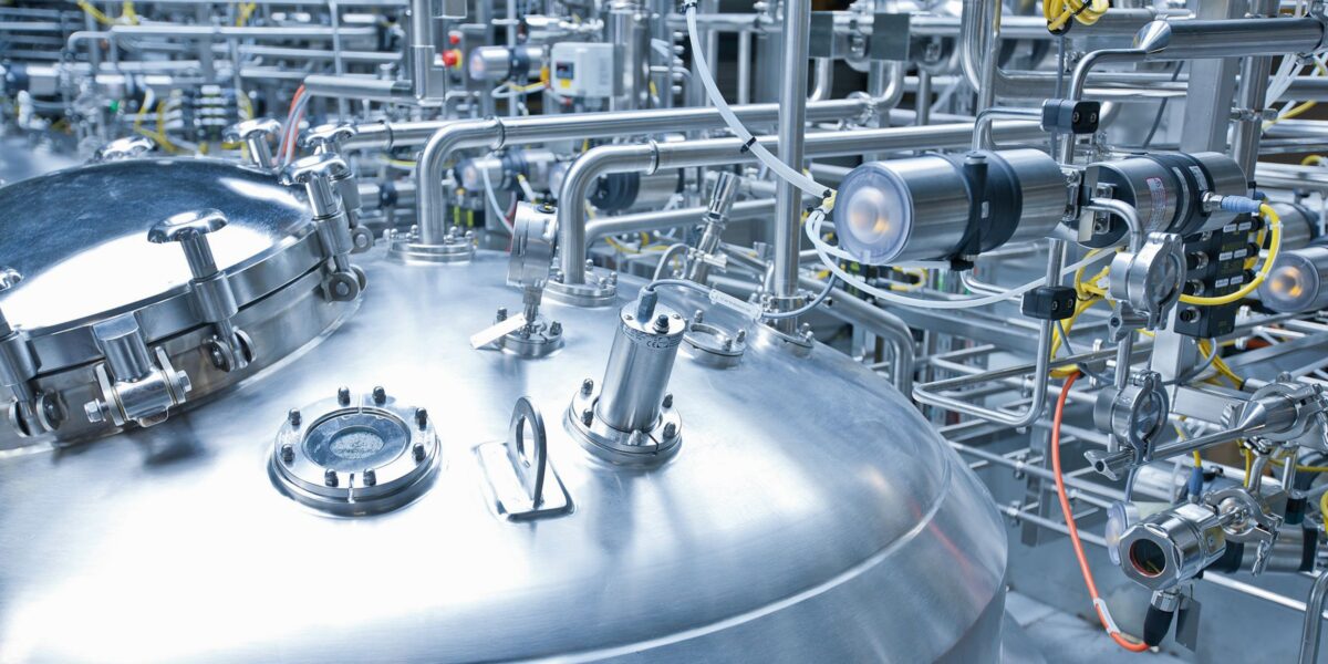 Die Systeme zur Druckregelung reagieren auf Änderungen von Temperatur und Füllmenge sowie auf chemische Reaktionen im Tank. Foto: Bürkert Fluid Control Systems