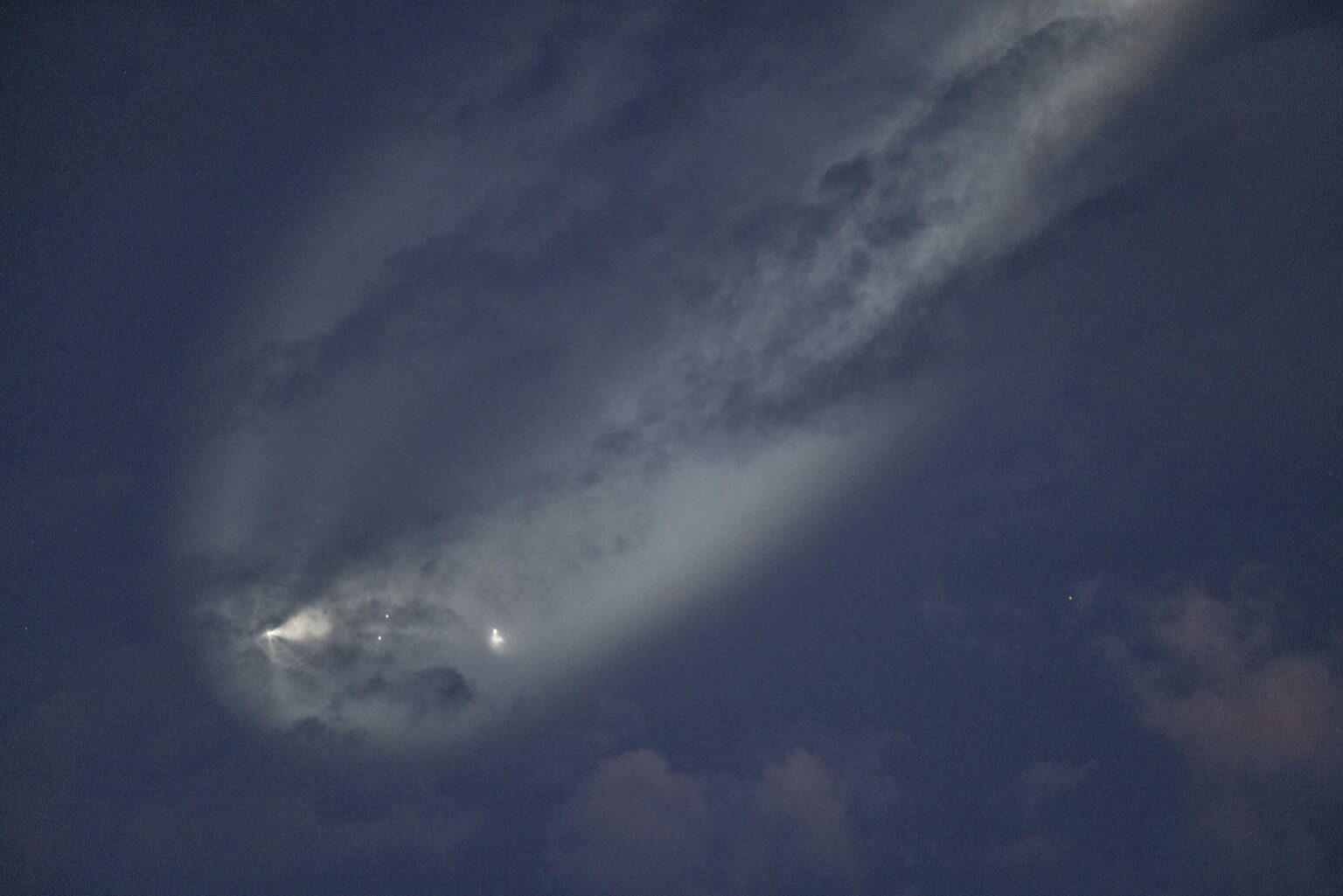 Komische Lichter Am Himmel Heute 2024 www.ingenieur.de