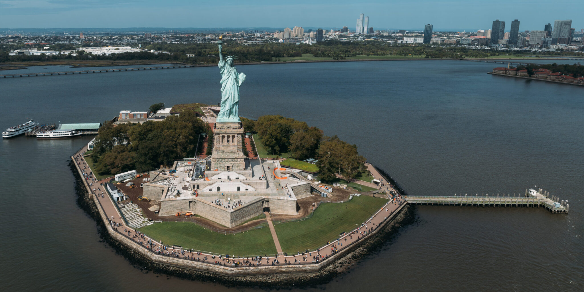 Wie Hoch Ist Die Freiheitsstatue In New York www.ingenieur.de
