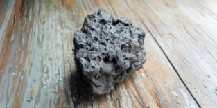 Bruchstück des Meteors von Tscheljabinsk