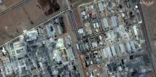 Dieses Satellitenbild von Maxar Technologies zeigt das iranische Nukleartechnologiezentrum in Isfahan nach den US-Luftangriffen am 22. Juni. Foto: picture alliance/ASSOCIATED PRESS/Maxar Technologies