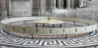 Das Faucoult-Pendel im Pantheon in Paris