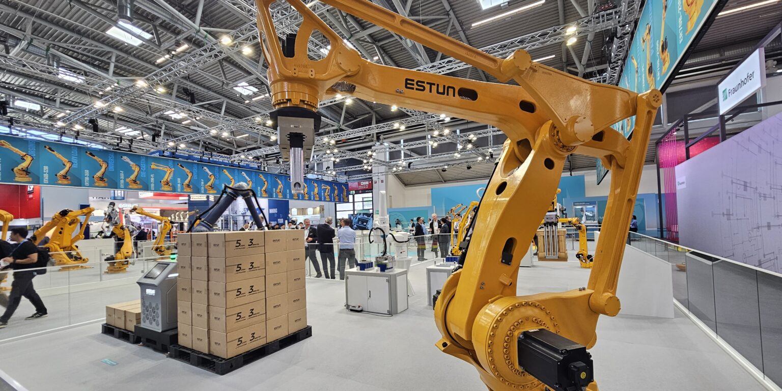 Automatica zeigt Roboter für den Haushalt