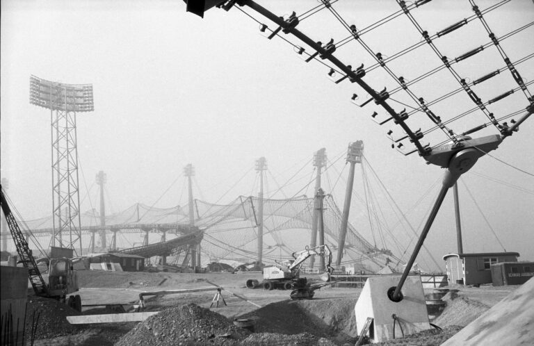 Verankerung des Zeltdach