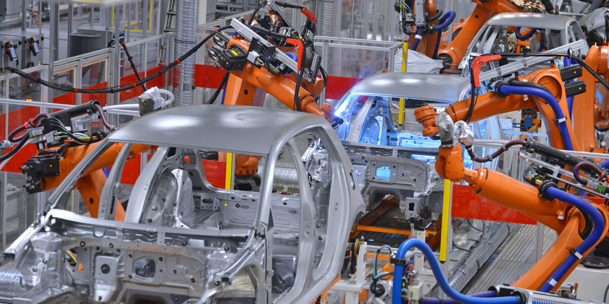 Roboter montieren Autos