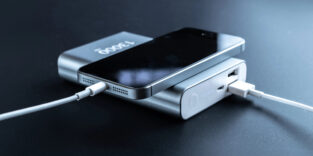 Powerbank mit Smartphone