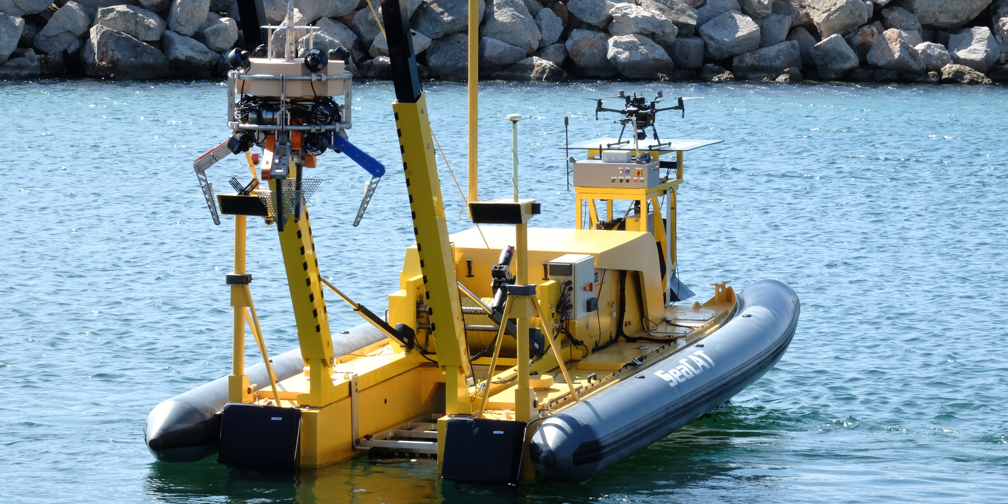 Wie ein Tauchroboter Müll aus den Ozeanen fischt