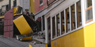 Trümmer der verunglückten Standseilbahn
