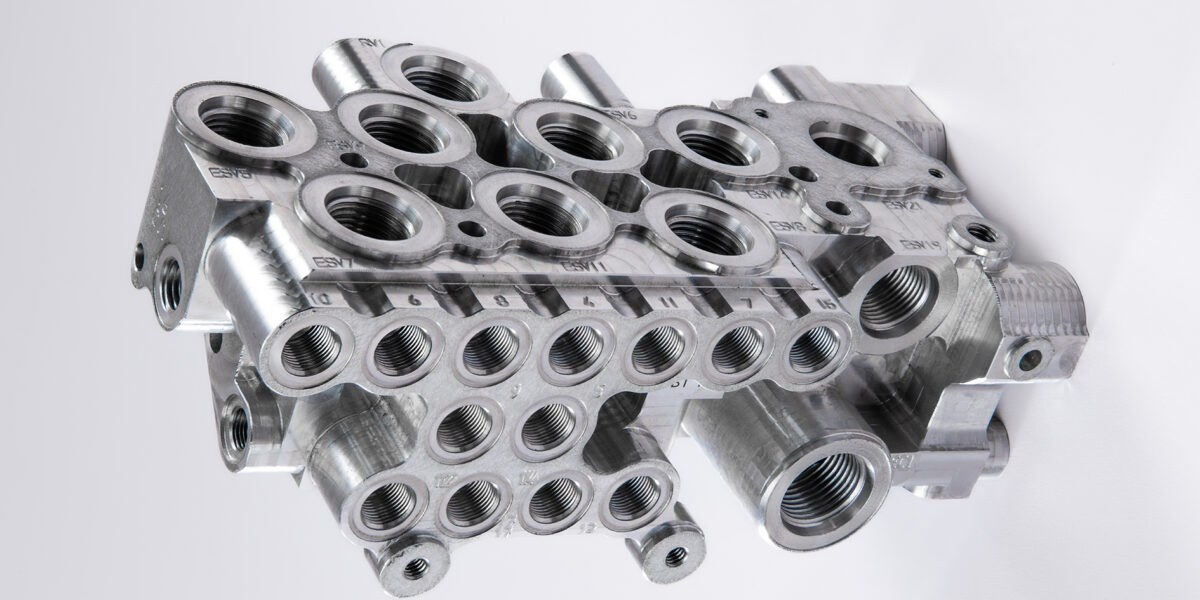 Dank seines geringen Gewichts ist Aluminium ideal geeignet, um die Masse und damit den Kraftstoffverbrauch von Fahrzeugen zu reduzieren. Foto: Müller Präzisionswerkzeuge