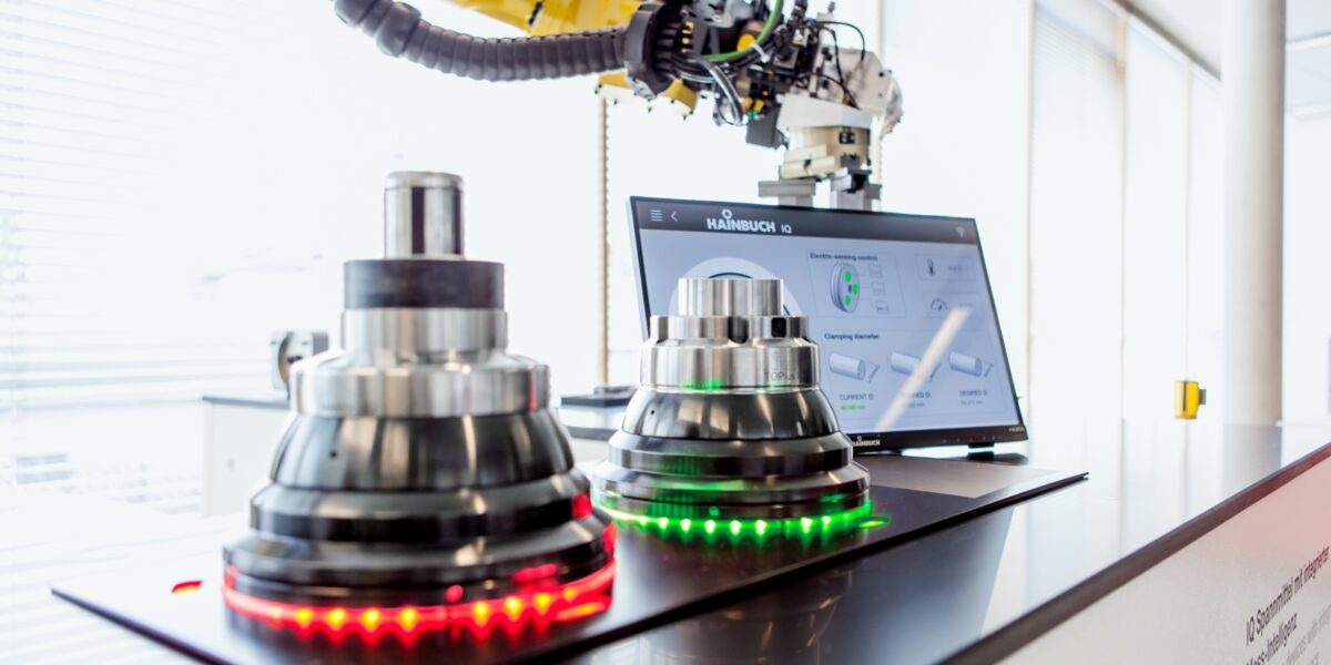 Die IQ Spannmittel mit Messintelligenz spannen und messen gleichzeitig. Foto: Hainbuch