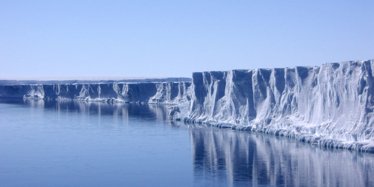 Mächtige Gletscher in der Antarktis