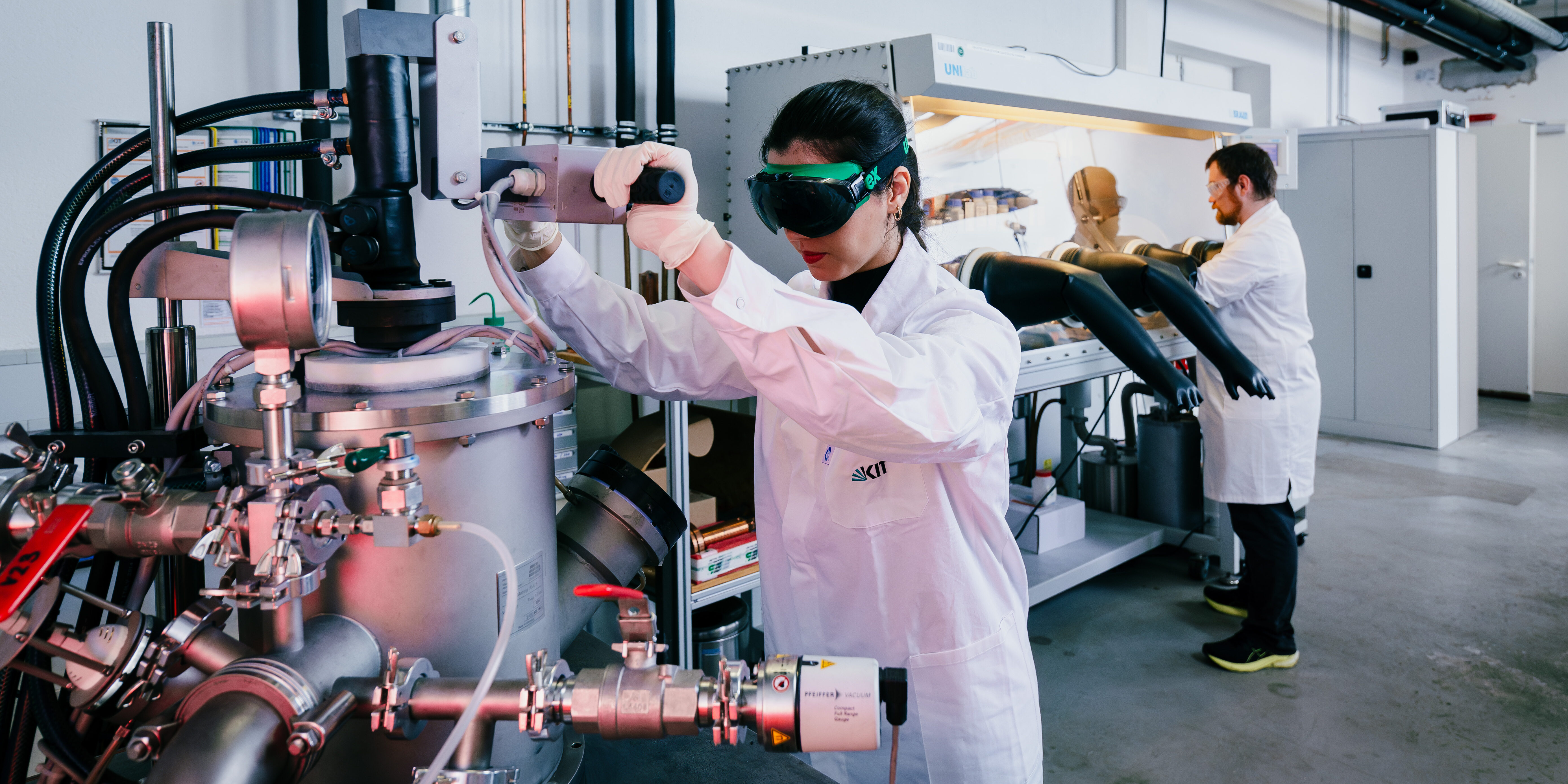 Hitze? Kein Problem: Diese Legierung bleibt stabil, wo andere versagen