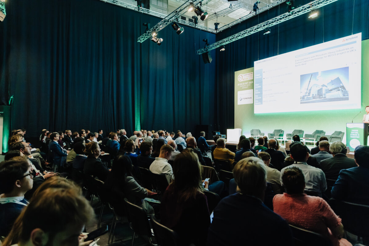 Auf der Carbon Capture Technology World Expo in Hamburg präsentierten Unternehmen Lösungen für CO₂-Abscheidung, Transport und Speicherung – Technologien, die in Deutschland noch weitgehend in einer rechtlichen Grauzone operieren. Foto: Trans-Global Events