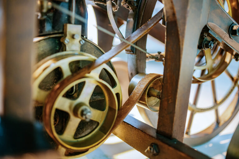 etailaufnahme der Kraftübertragung von der Kurbelwelle zur Hinterachse