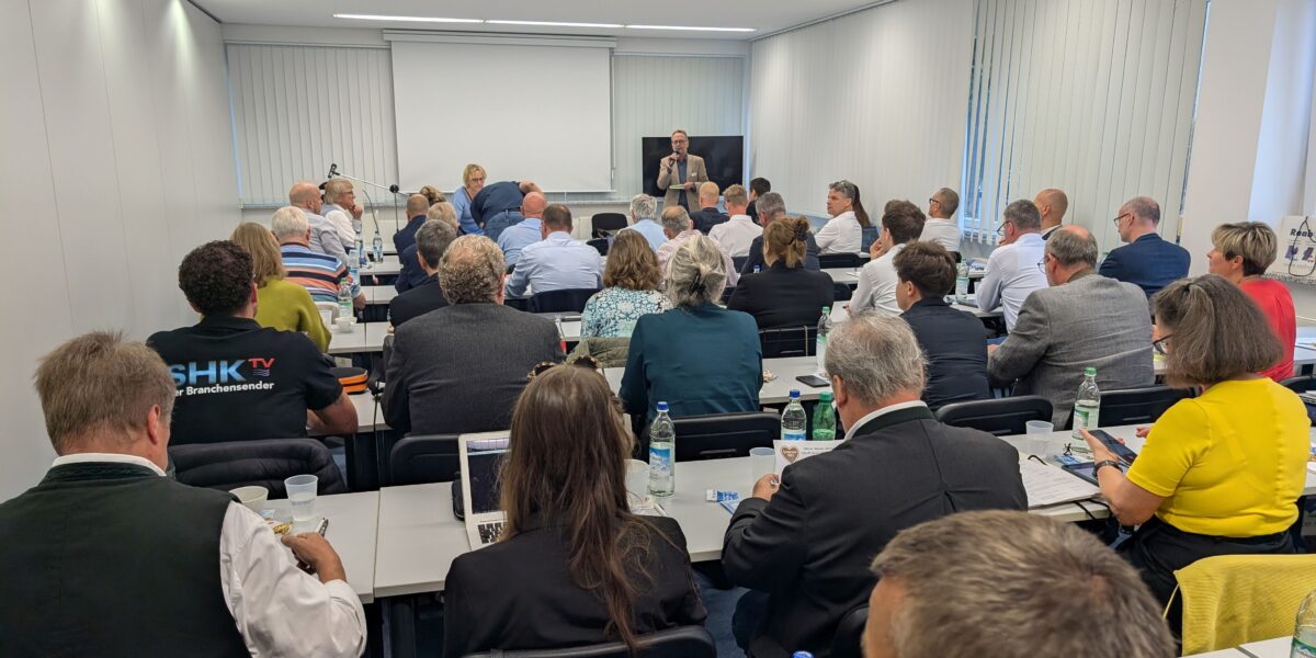 Das 23. TGA-Symposium fand beim Landesinnungsverband des bayerischen Kaminkehrerhandwerks in München statt. Foto: Waldecker PR
