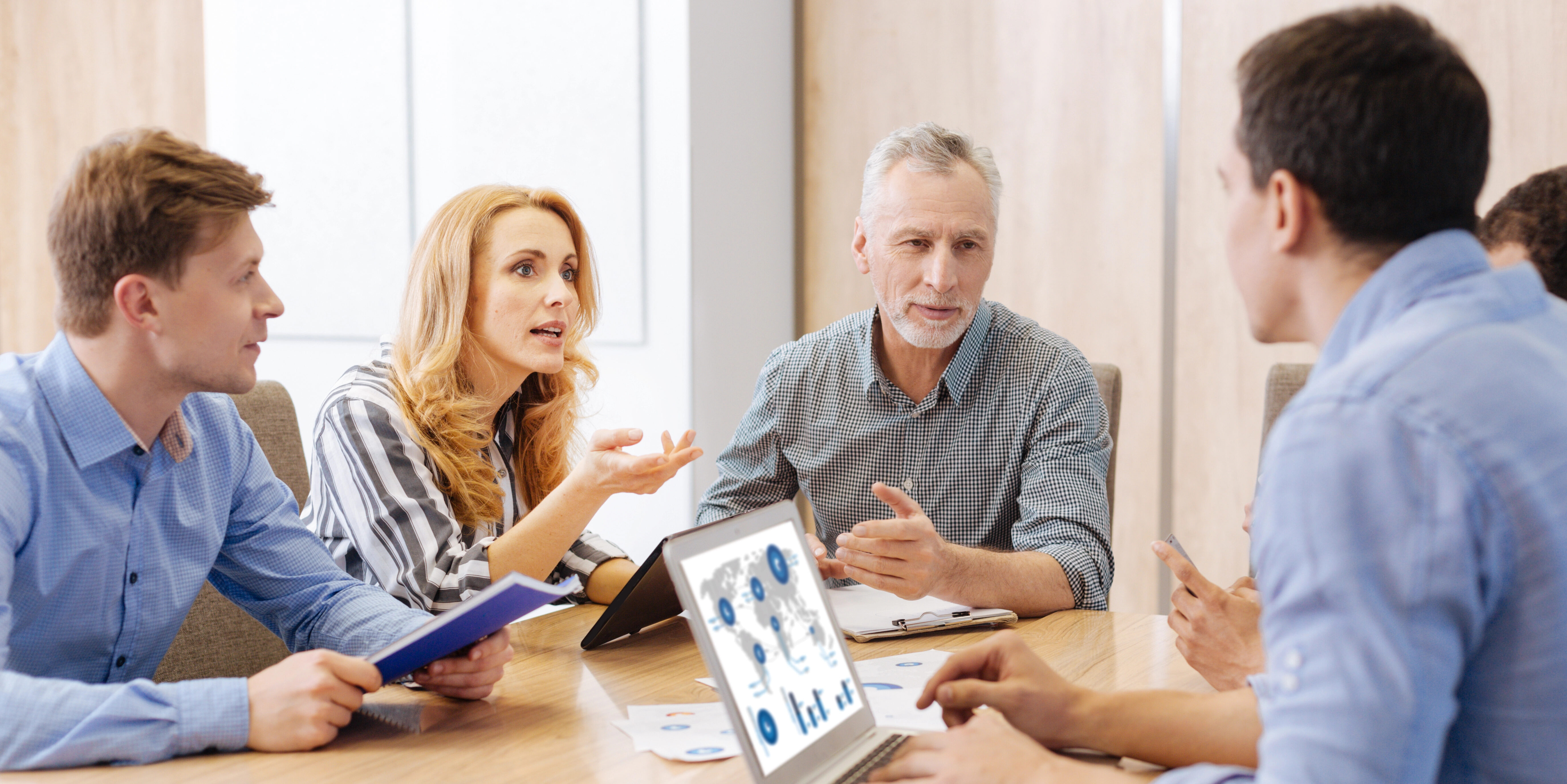 Karrierefalle Schweigen: Warum Reden wichtiger ist als „Das crazy“