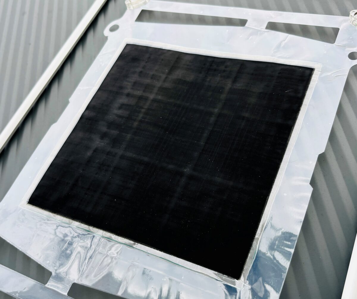 Gedruckte Catalyst Coated Membrane für die Anwendung in Elektrolyseuren. Foto: Fraunhofer ENAS