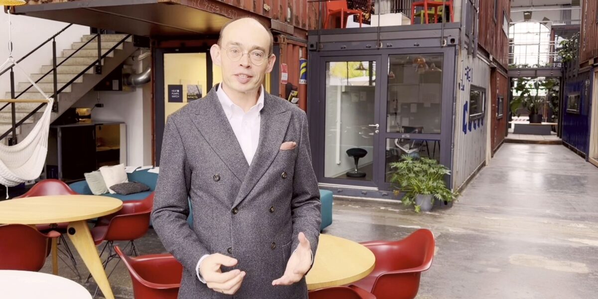 Nach zwanzig Jahren als Wissenschaftler für Wärmepumpen am Fraunhofer ISE gründet Dr. Marek Miara „Heat Pumps Watch“ aus. Foto: Fraunhofer ISE