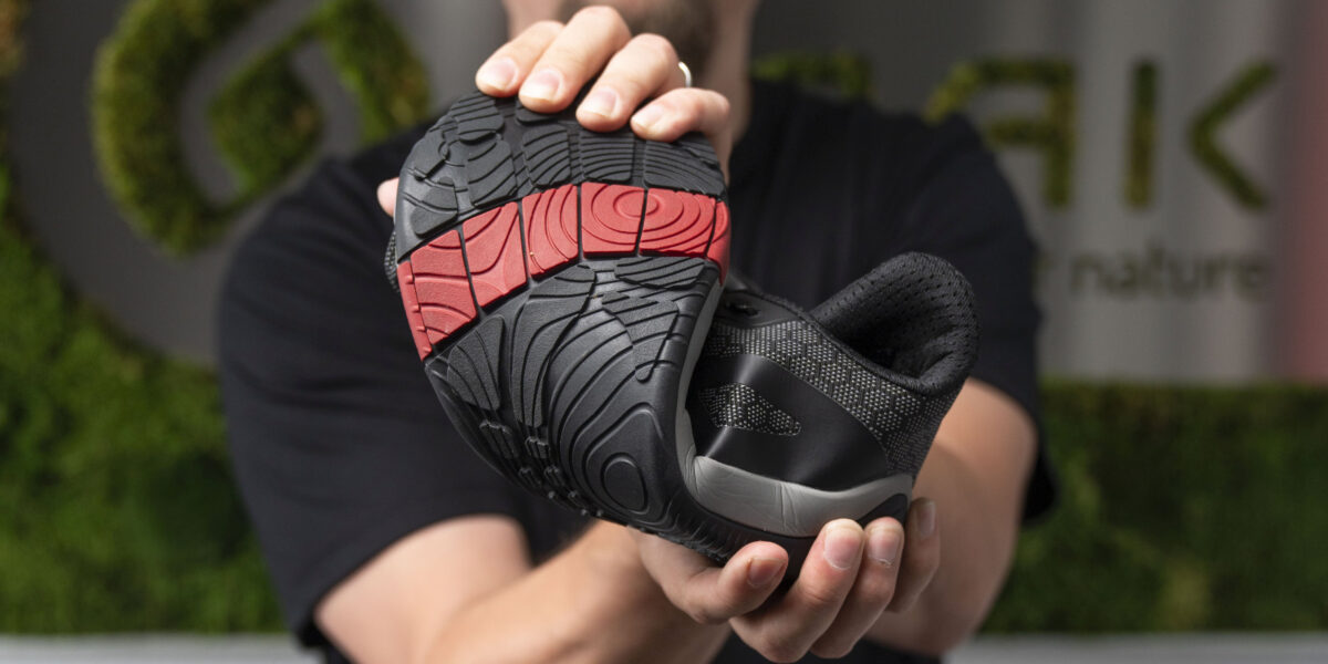 Alexander Tok aus der Barfuß-Community hielt auf der A+A Fachvorträge zur Neuentwicklung. Foto: Baak