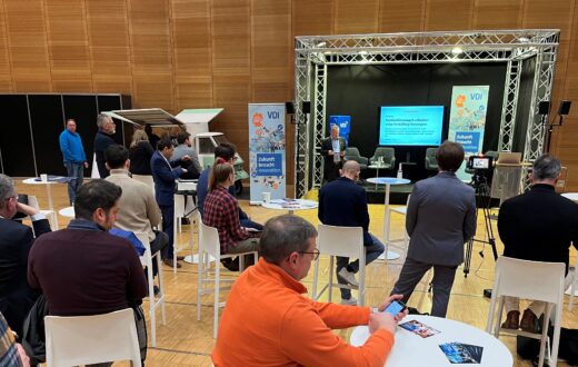 Die Expertenrunde stieß auf großes Interesse: Zahlreiche Zuhörer verfolgten die Diskussion aufmerksam und brachten eigene Fragen ein.Foto: mv