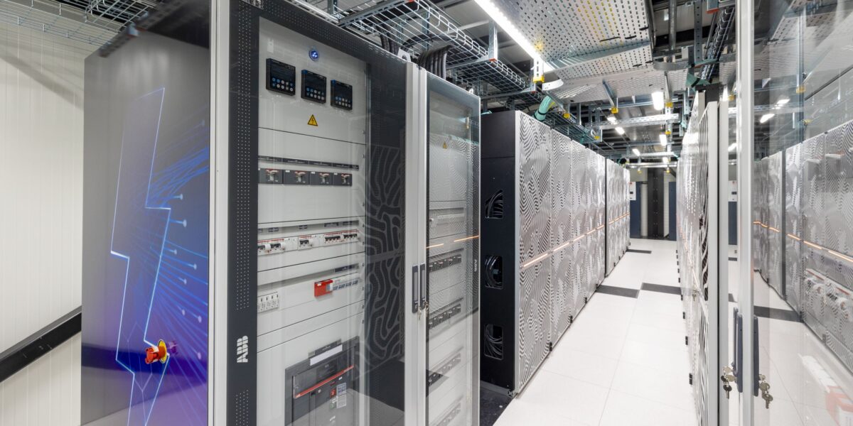 Europas schnellster Supercomputer "JUPITER" wurde im September 2025 eröffnet. Foto: Forschungszentrum Jülich / Sascha Kreklau