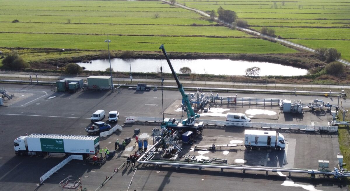 Injektion von Wasserstoff in die Projektkaverne beim ersten Dichtheitstest im Winter 2022. Foto: STORAG ETZEL GmbH