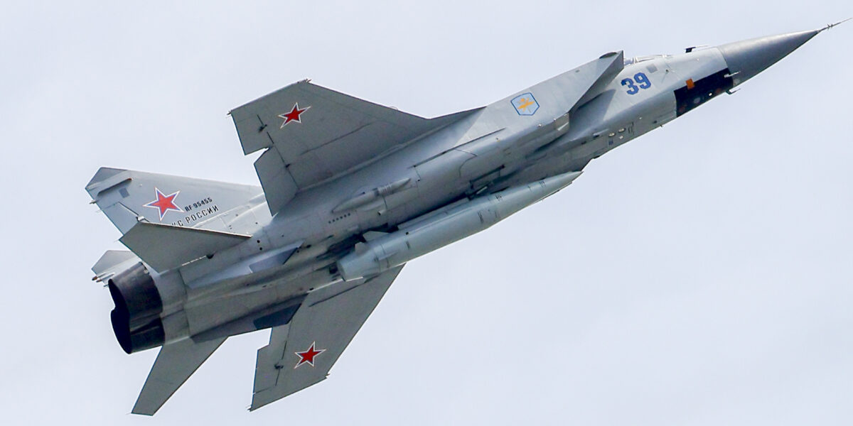 Russische Kampfjets nähern sich dem Nato-Luftraum: Polen und Schweden lösen Alarm aus, Patriot-Systeme werden aktiviert. 
Foto: picture alliance / AA/Sefa Karacan / Anadolu Agency