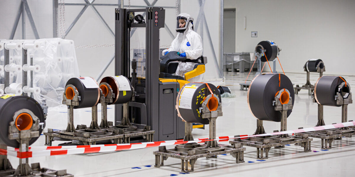 Blick in den Reinraum der VW-Batteriefabrik