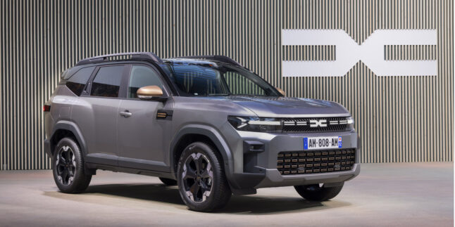 Dacia Bigster in grau-metallic