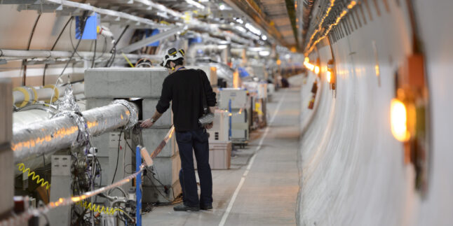 Am CERN untersuchen Forschende, wie Materialien auf extrem schnelle Energieeinträge reagieren