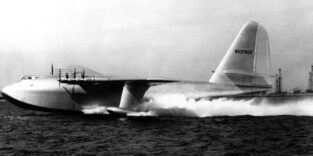 Spruce Goose im Jahr 1947