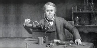 Thomas Edison bei Experimenten mit frühen Glühbirnen