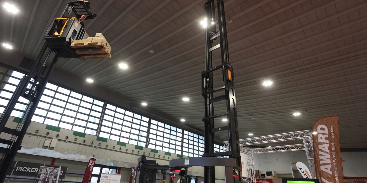 Test Camp Intralogistics: Teilnehmende haben die Möglichkeit, Neuheiten selbst zu testen. Foto: Karl-Josef Hildenbrand/Test Camp Intralogistics