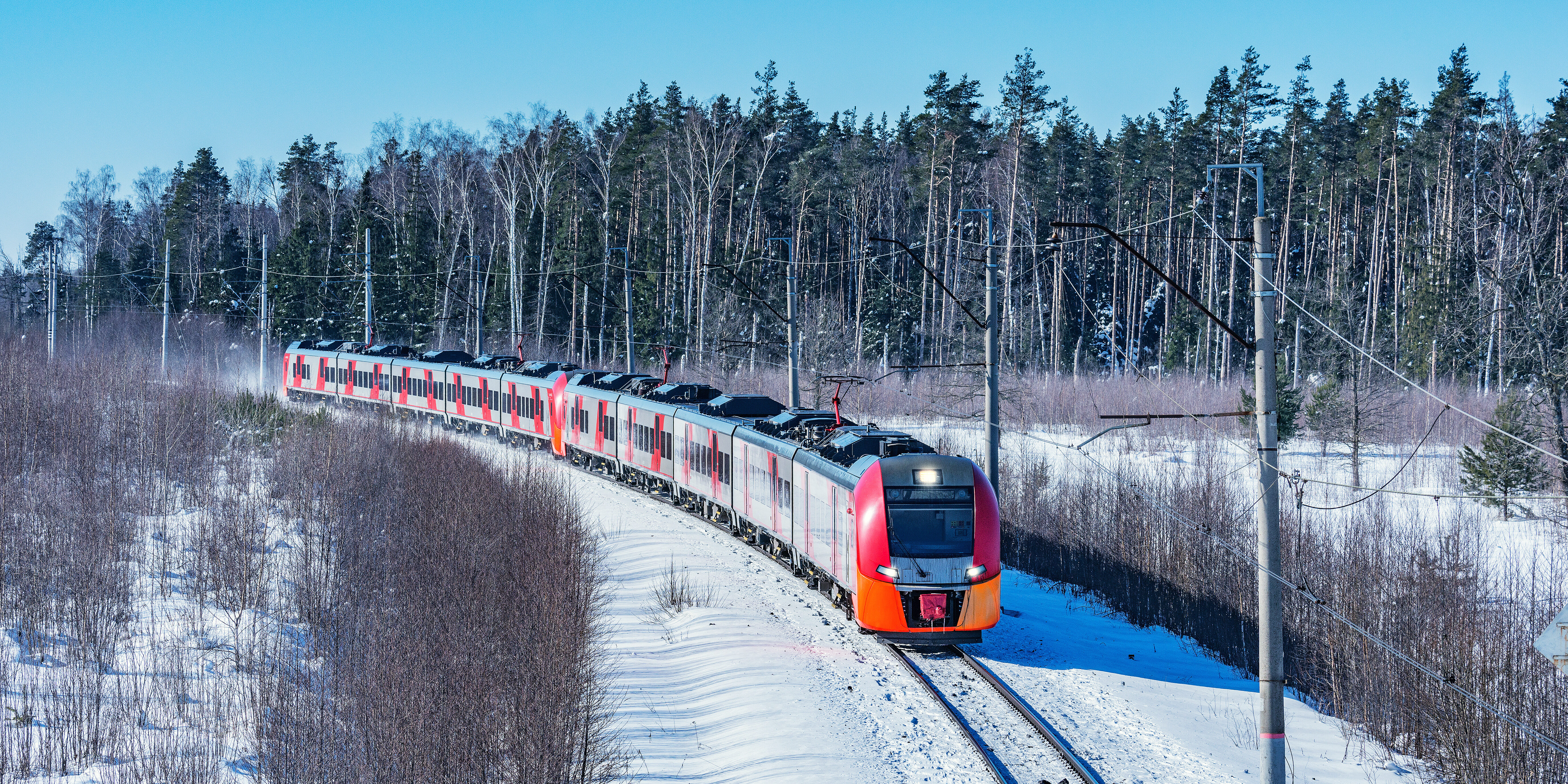 Wie lassen sich Bahngleise vor Schnee und Eis schützen?