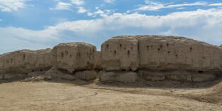 Ruinen der Zikkurat von Kisch