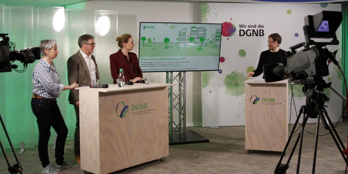 Der digitale DGNB Jahreskongress 2026 wird live aus der DGNB Geschäftsstelle übertragen.