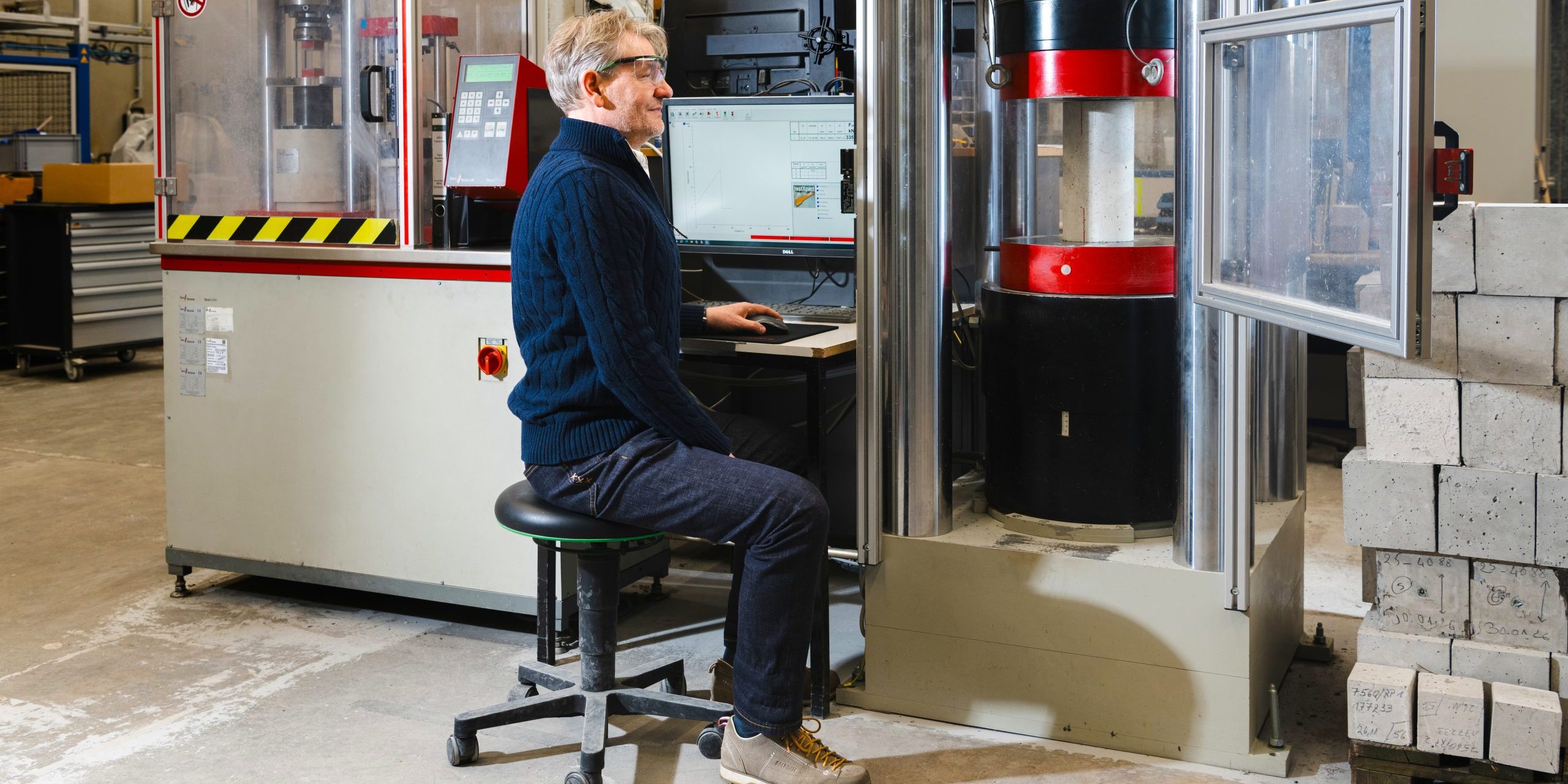 Beton als CO₂-Senke? KIT testet Zementersatz mit Speicherfunktion