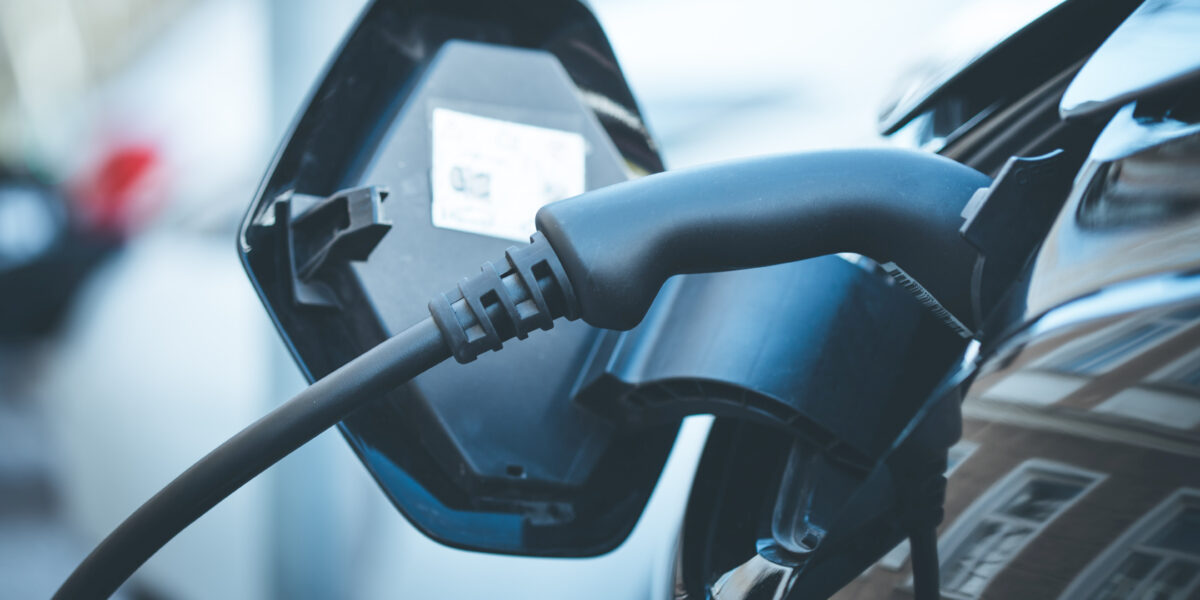 Electric car is refueling up its batteries, future innovation of mobility