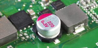 in Polymerkondensator auf einer Leiterplatte